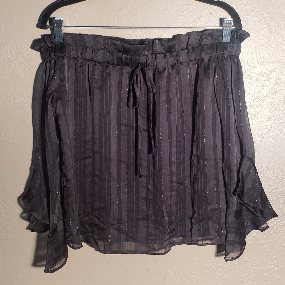 Timing Black Blouses
